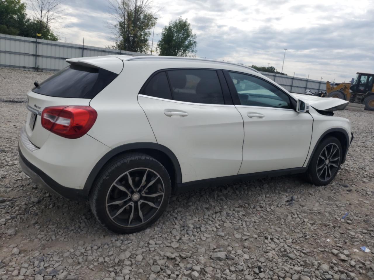 MERCEDES-BENZ GLA-CLASS 250 4MATIC