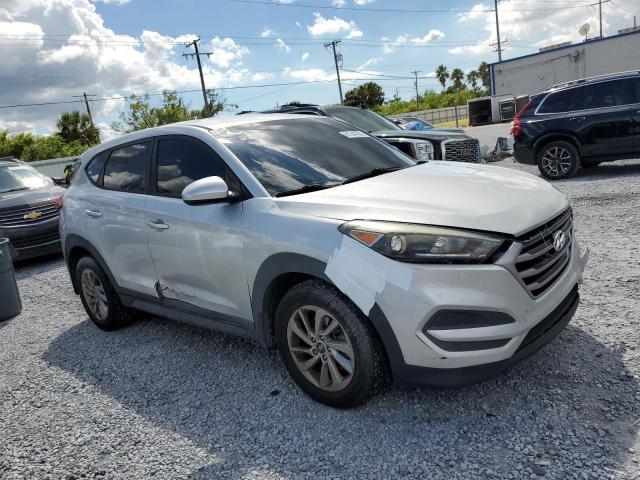2018 HYUNDAI TUCSON SE KM8J23A41JU693720