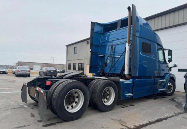 2015 VOLVO VN VNL 4V4NC9EH7FN180321