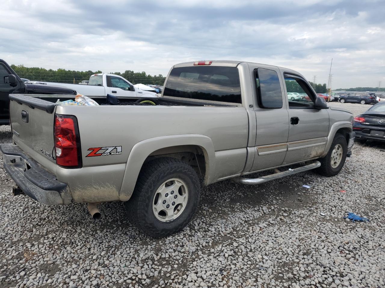 Lot #3240138040 2003 CHEVROLET SILVERADO