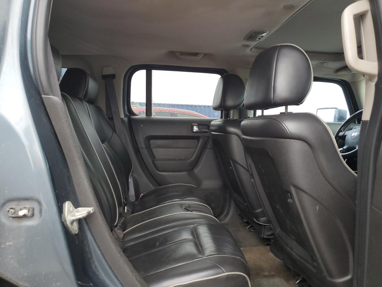 Lot #3258870799 2006 HUMMER H3