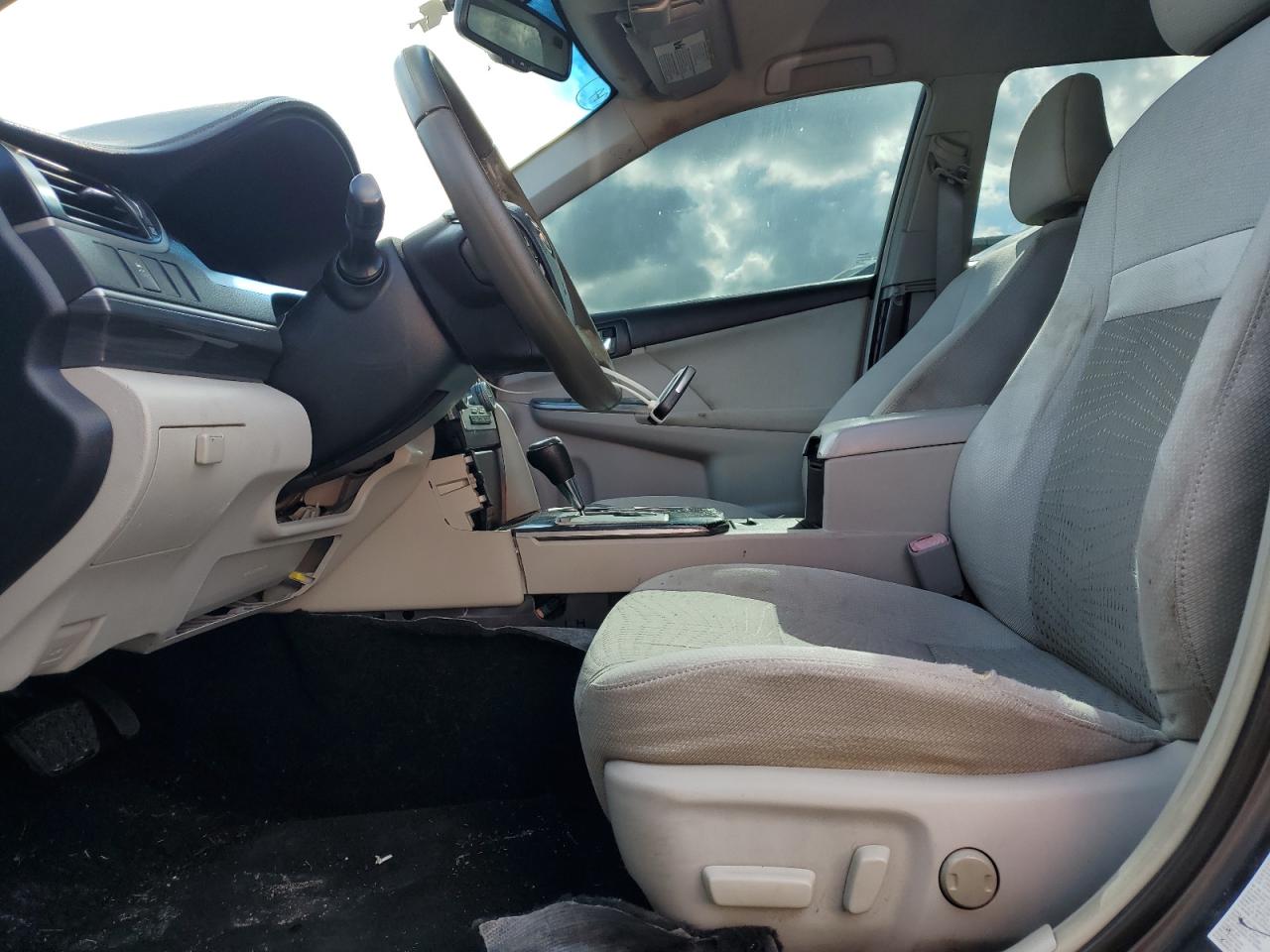 Lot #3247732236 2012 TOYOTA CAMRY HYBR