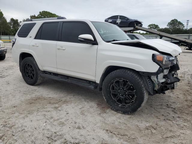 2019 TOYOTA 4RUNNER SR5 JTEZU5JR5K5198159