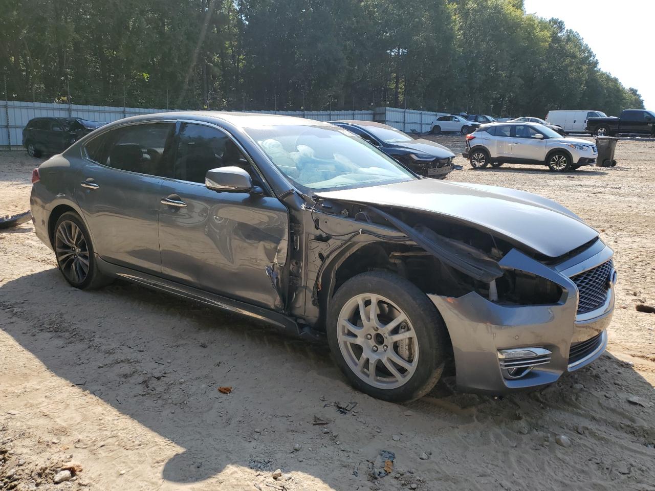 INFINITI Q70 3.7 LUXE