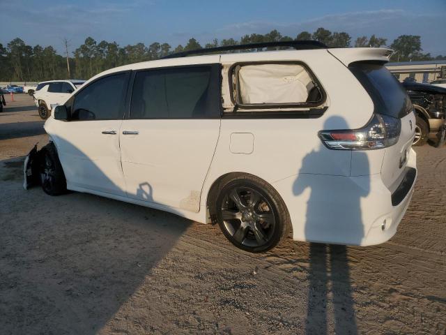 2016 TOYOTA SIENNA SE 5TDXK3DC4GS695699