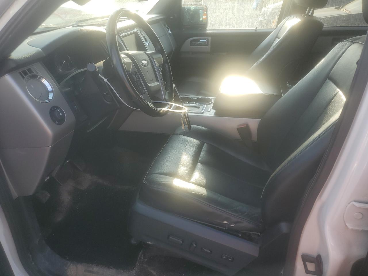 FORD EXPEDITION LIMITED