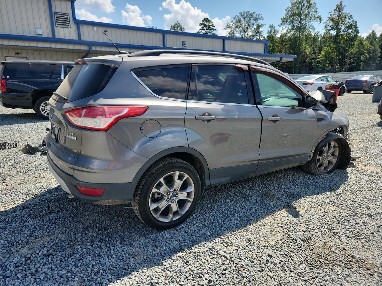 FORD ESCAPE SE