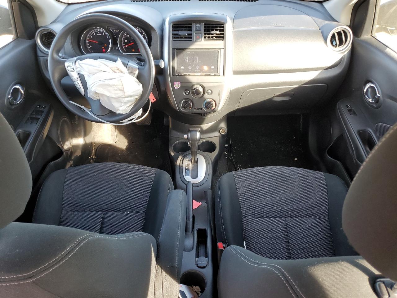 NISSAN VERSA S
