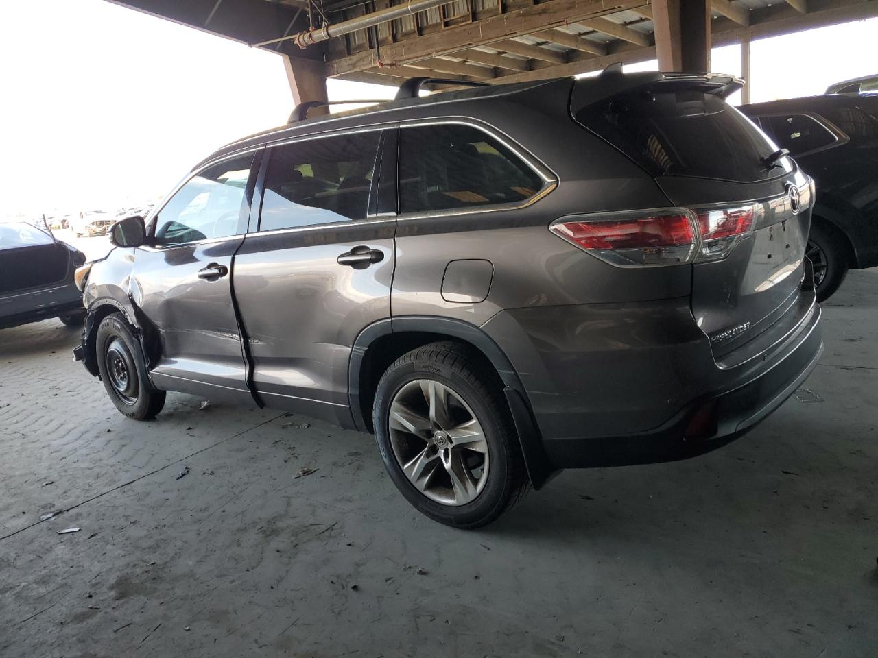TOYOTA HIGHLANDER LIMITED