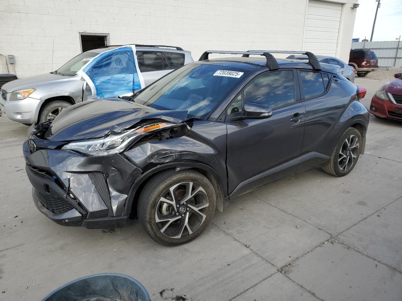 TOYOTA C-HR XLE