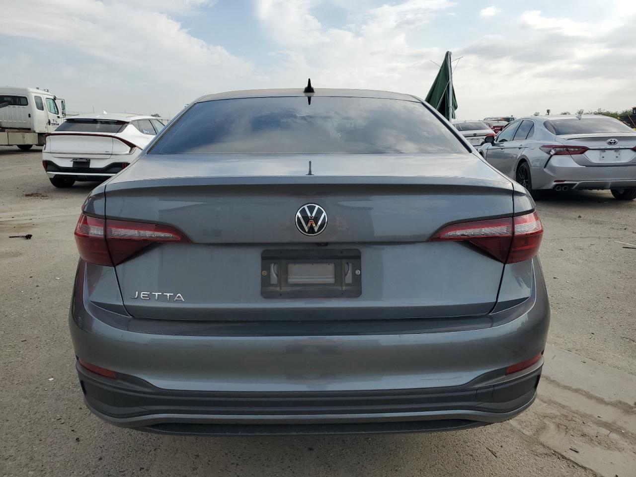 VOLKSWAGEN JETTA SPORT