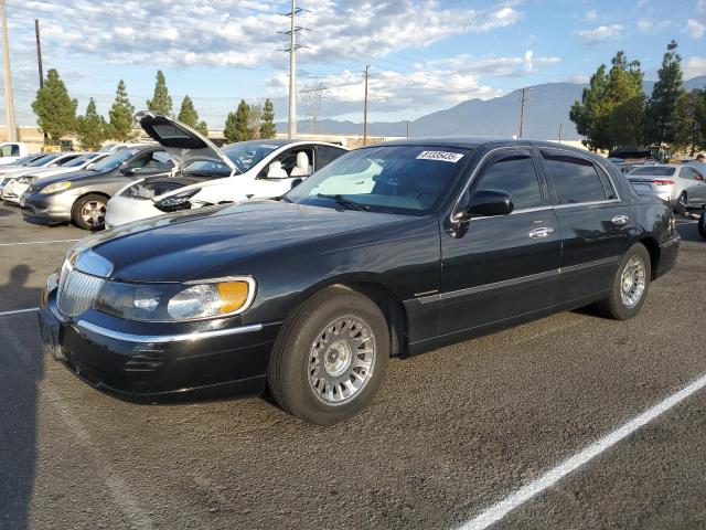 LINCOLN TOWN CAR C