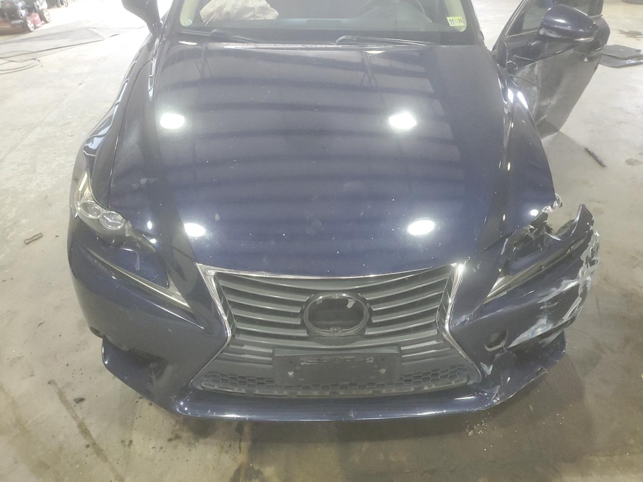 LEXUS IS 250