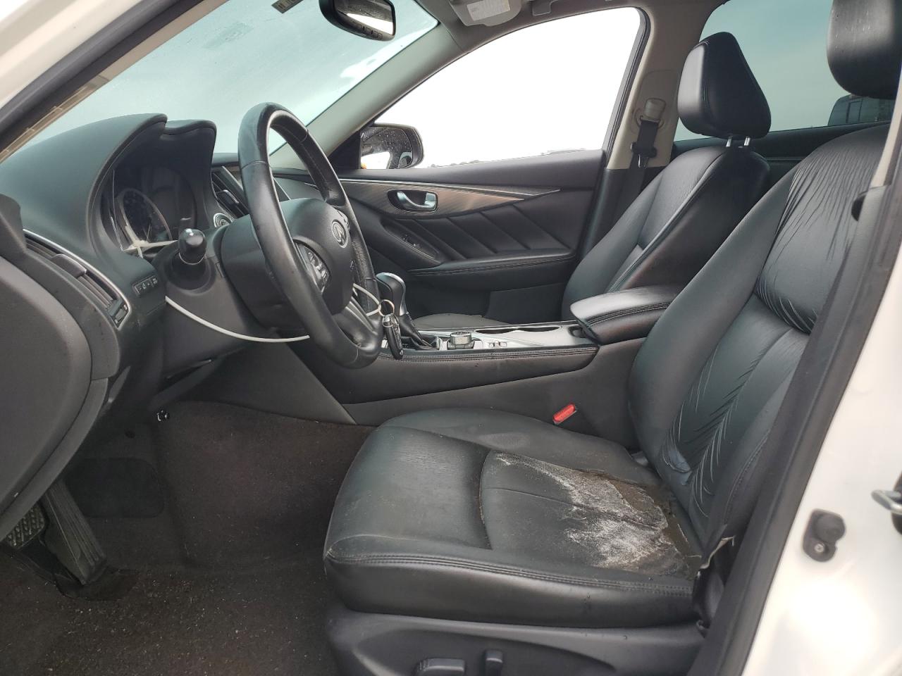 INFINITI Q50 PREMIUM