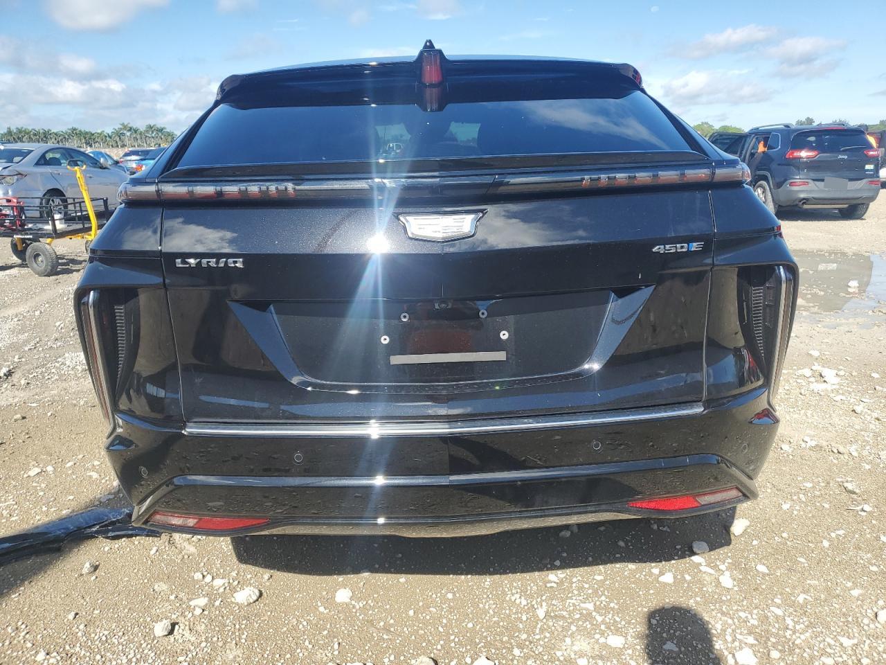 CADILLAC LYRIQ LUXURY