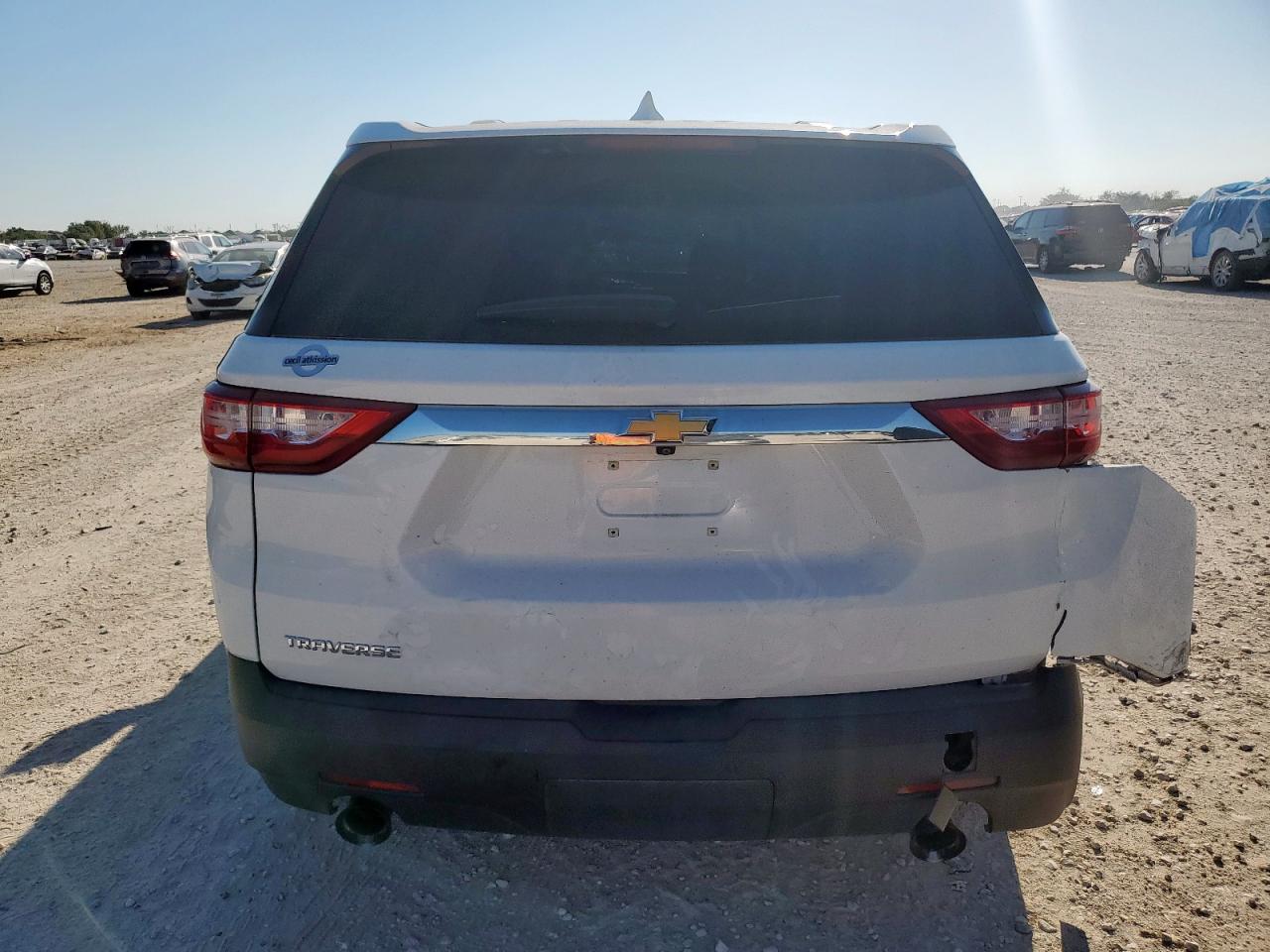 CHEVROLET TRAVERSE LS