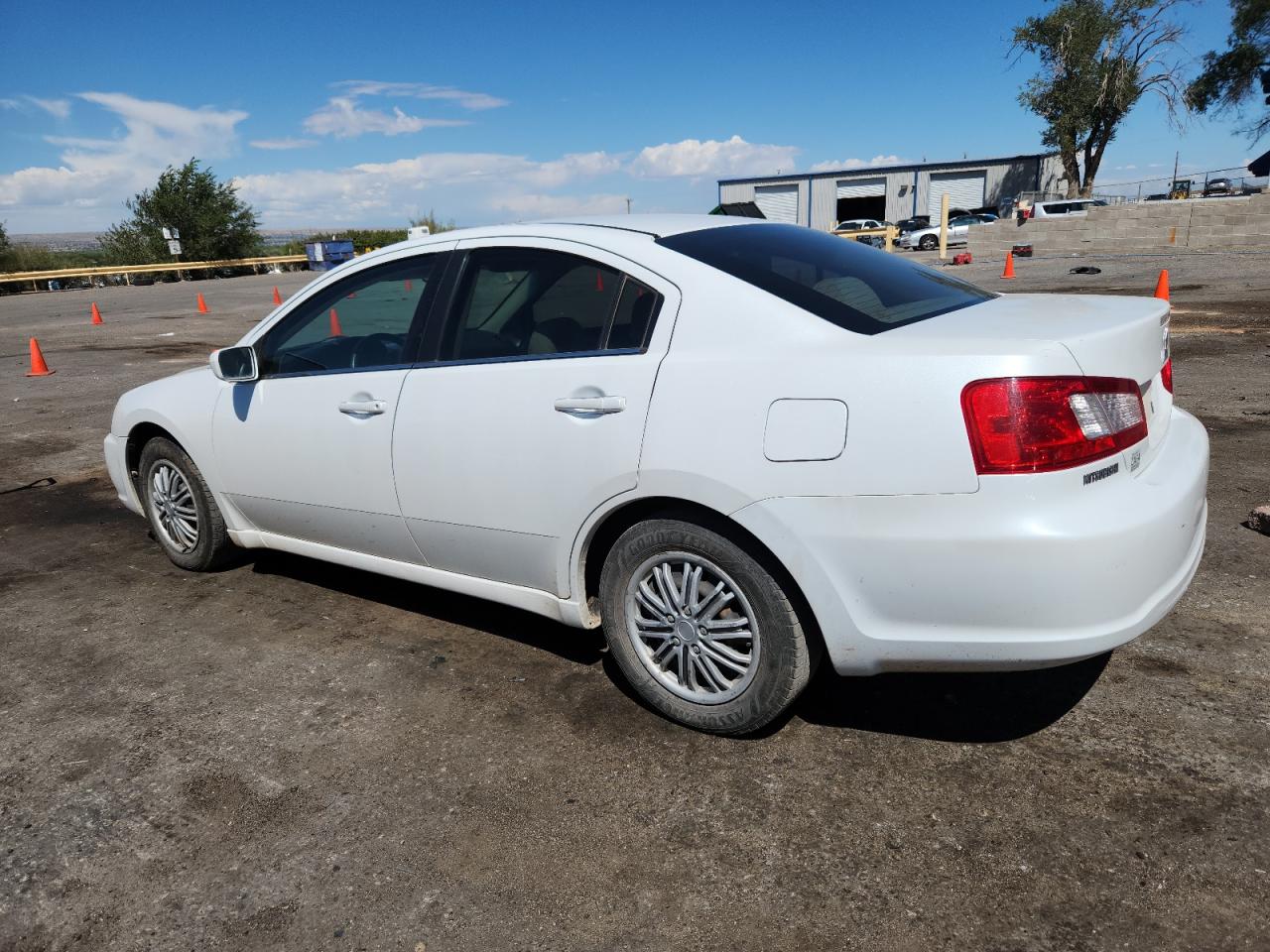 MITSUBISHI GALANT ES