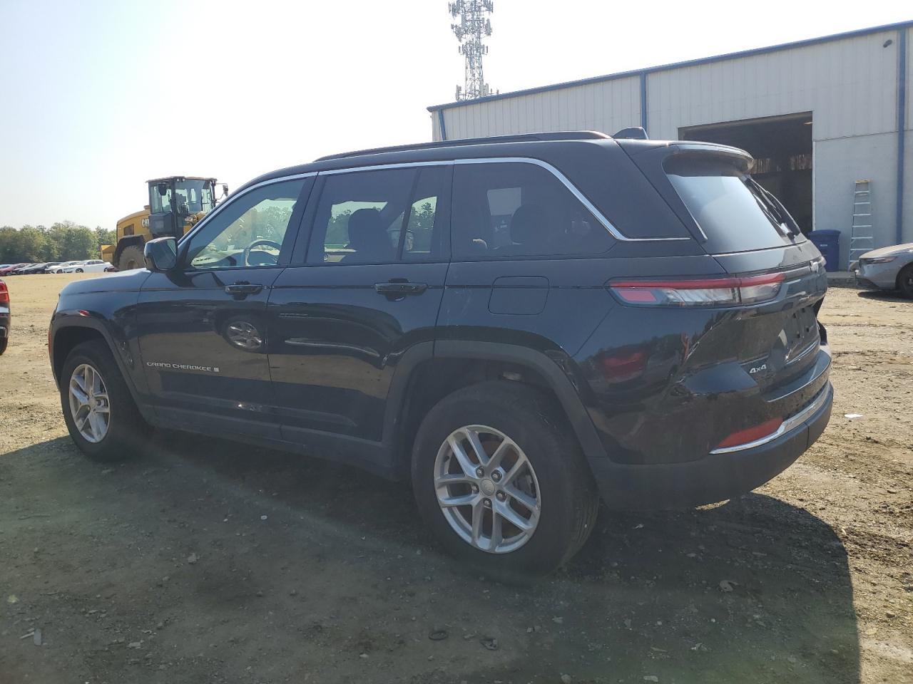 JEEP GRAND CHEROKEE LAREDO