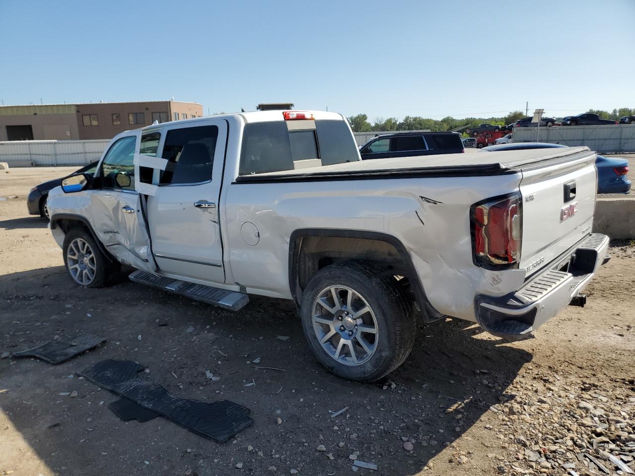 GMC SIERRA 1500 K1500 DENALI