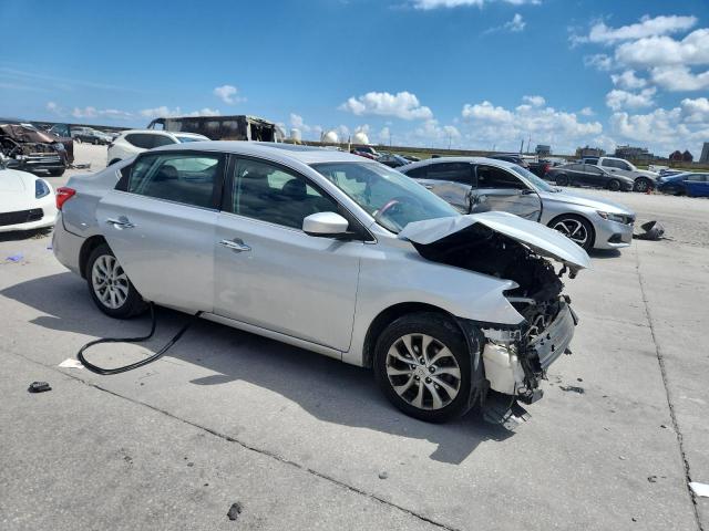 2017 NISSAN SENTRA S 3N1AB7AP7HY331004