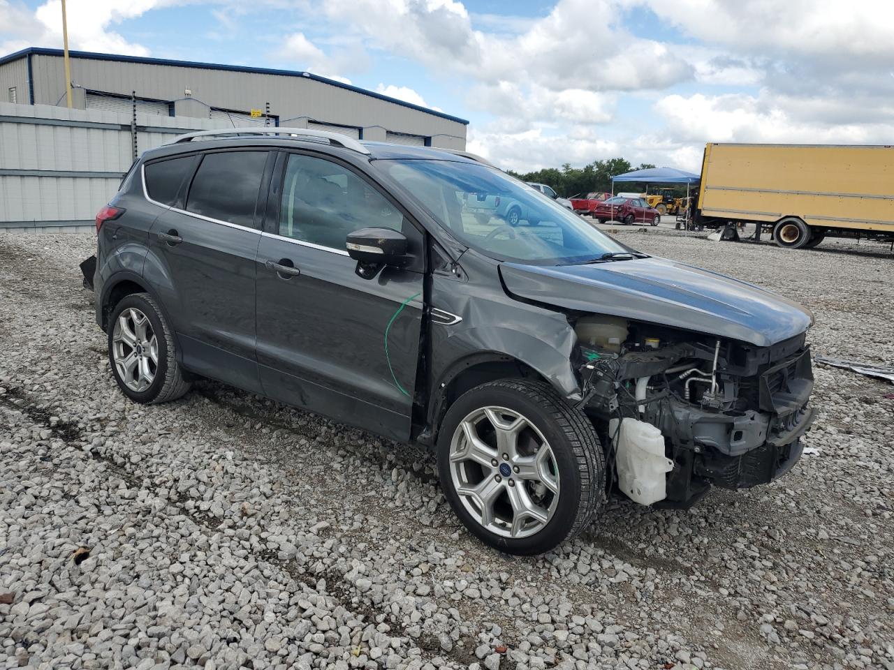 FORD ESCAPE TITANIUM