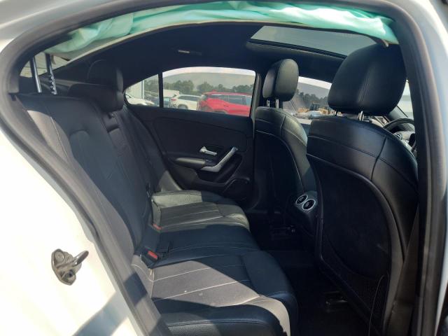 2019 MERCEDES-BENZ A 220 WDD3G4EB8KW000506