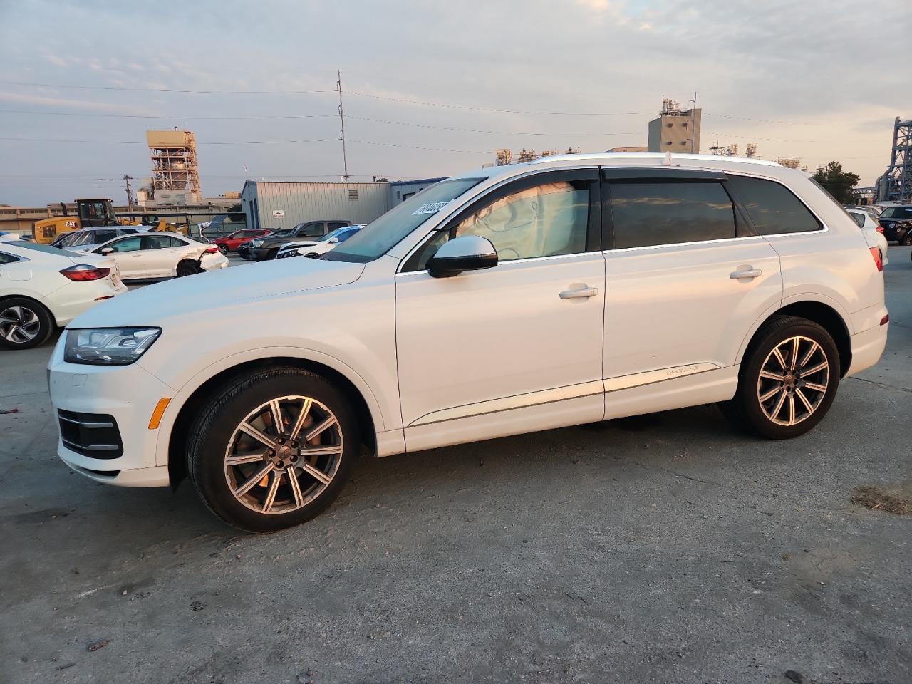 AUDI Q7 PREMIUM PLUS