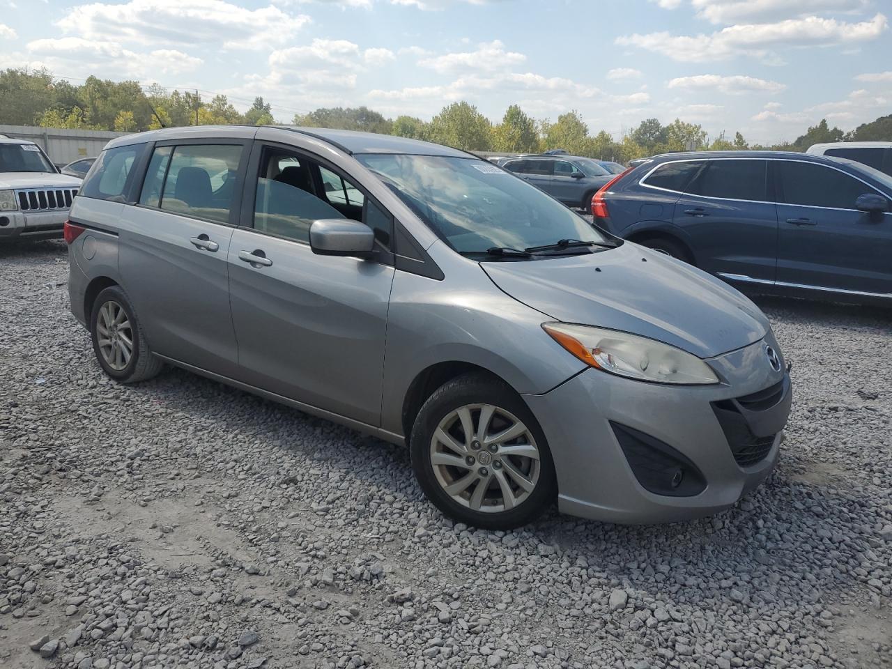 MAZDA 5