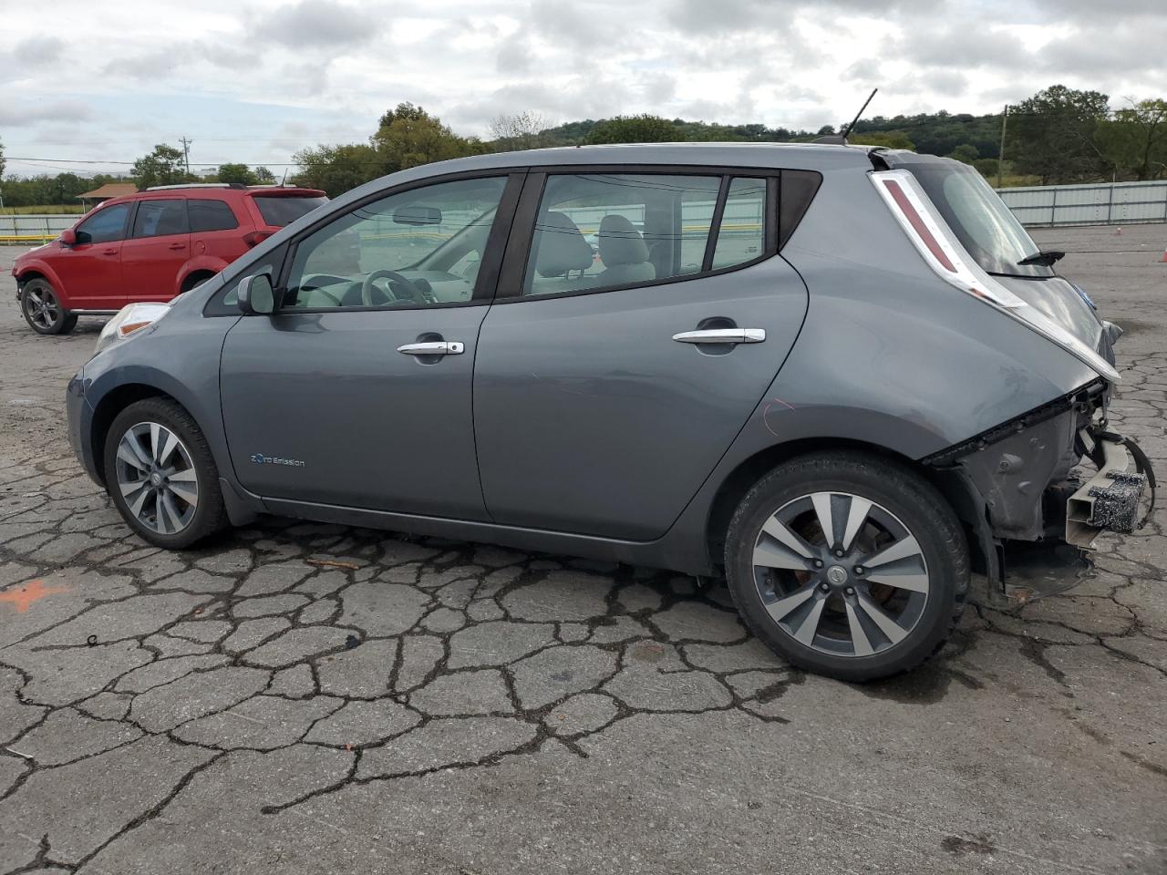 NISSAN LEAF SV
