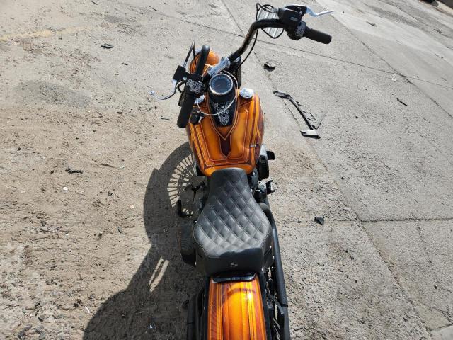 2018 HARLEY-DAVIDSON FLHCS HERI 1HD1YBK19JC068648