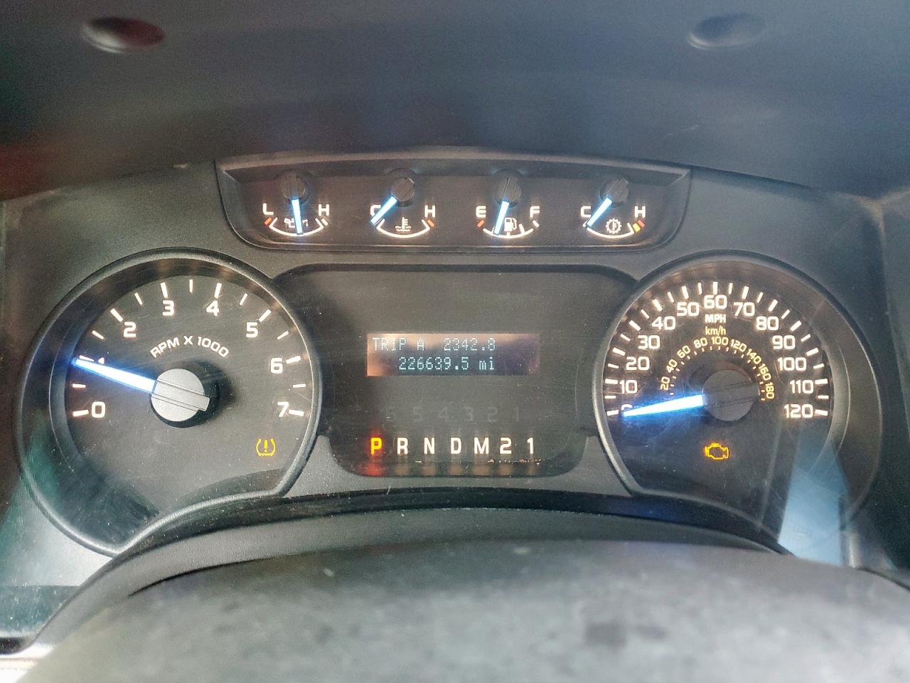 FORD F-150 SUPER CAB