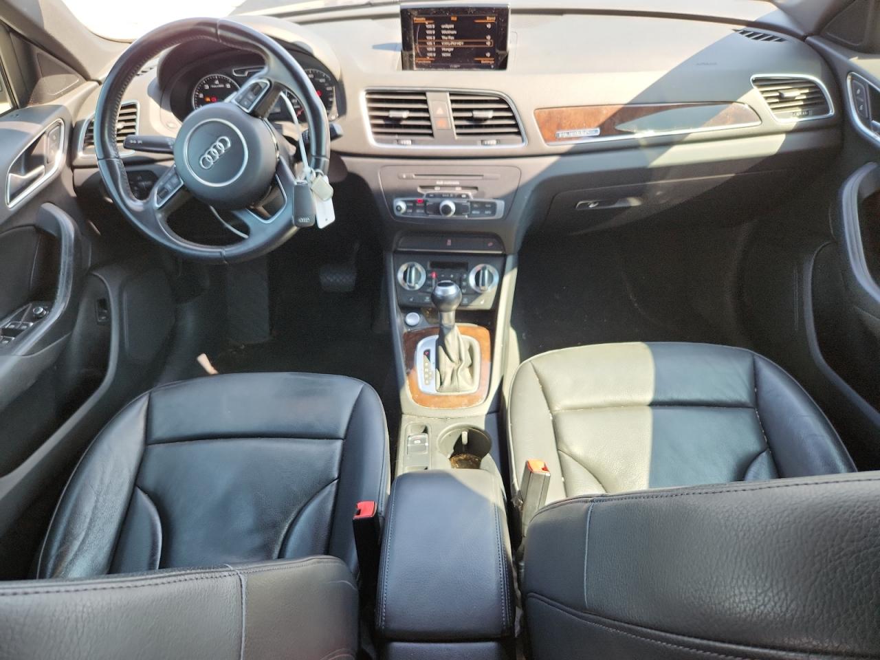 AUDI Q3 PREMIUM PLUS