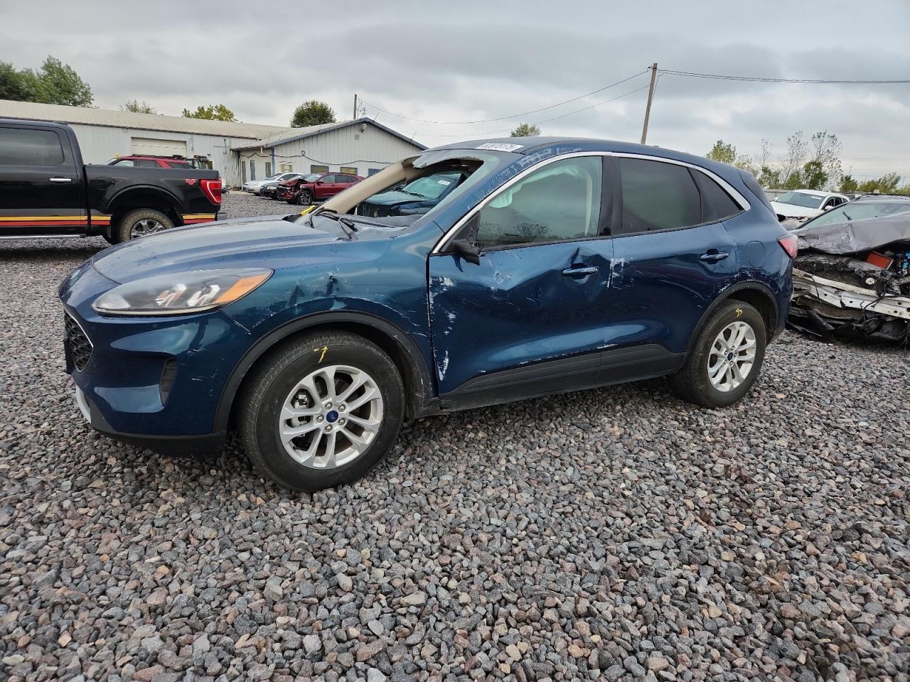 FORD ESCAPE SE