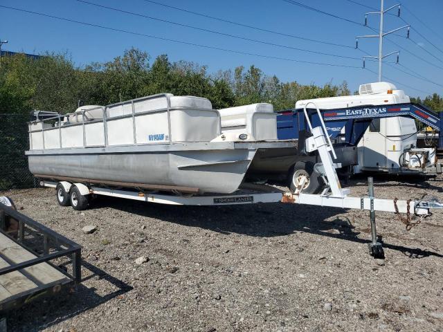 Global Auto Auctions: 1993 LOWE BOAT
