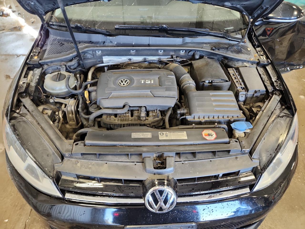 VOLKSWAGEN GOLF S