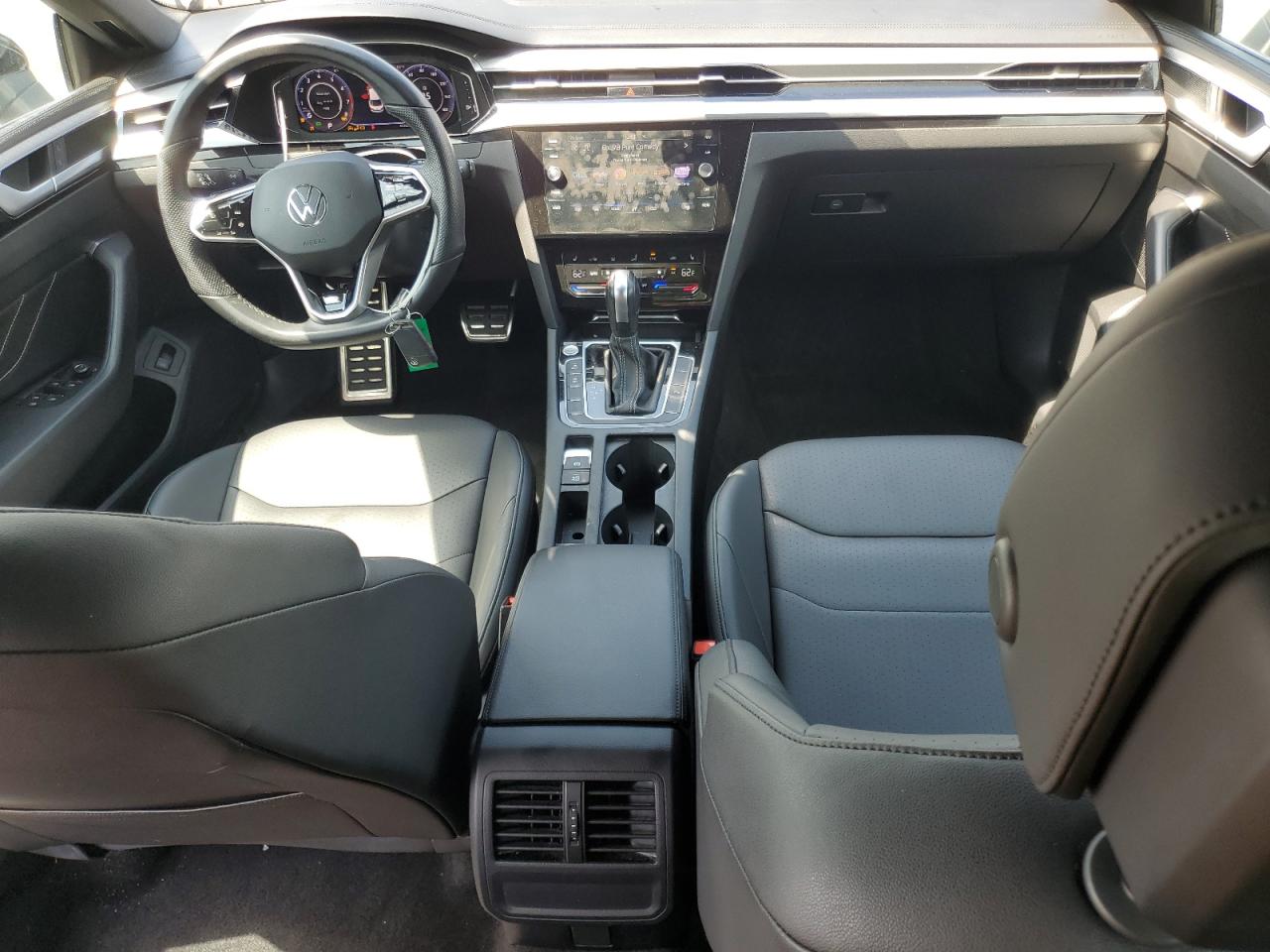 VOLKSWAGEN ARTEON SE R-LINE