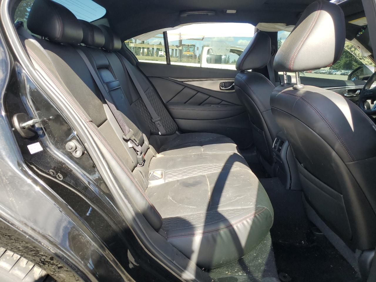 INFINITI Q50 RED SPORT 400