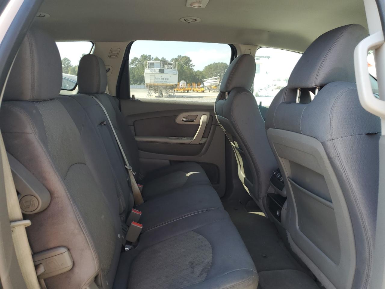 CHEVROLET TRAVERSE LS