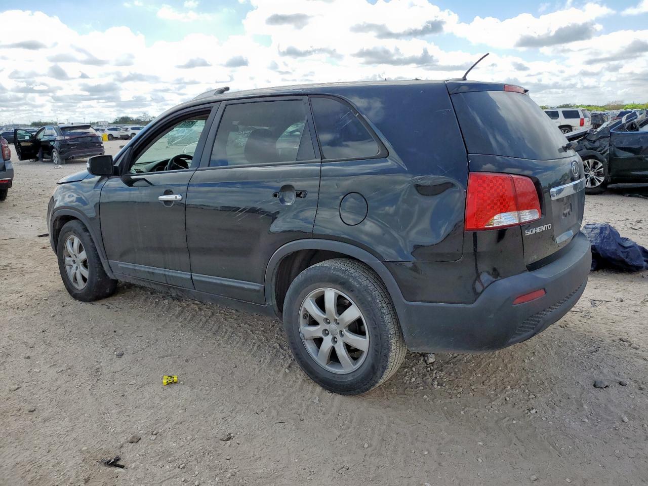 Lot #3311663252 2013 KIA SORENTO LX