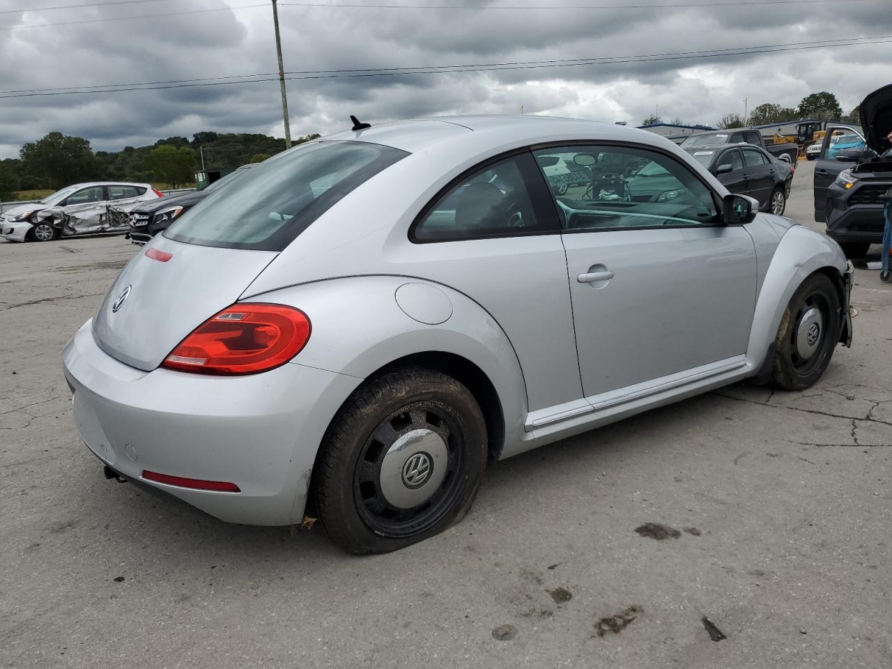 VOLKSWAGEN BEETLE