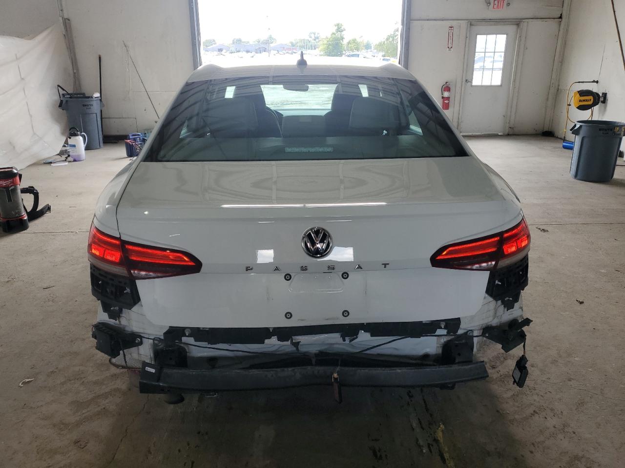 VOLKSWAGEN PASSAT SE