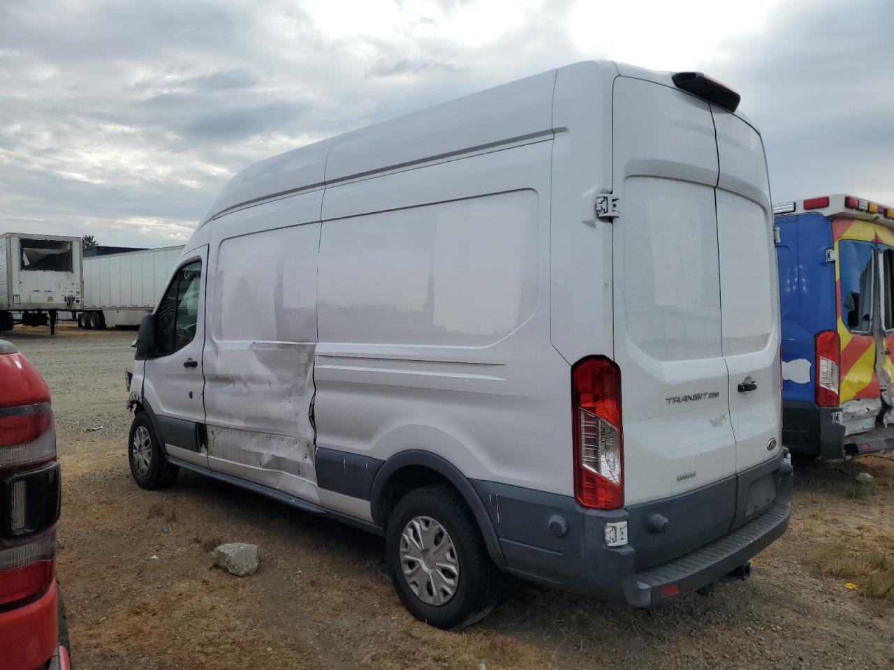 FORD TRANSIT T-250