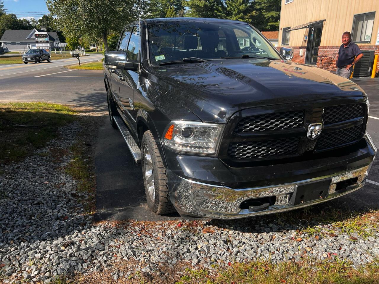 RAM 1500 LARAMIE