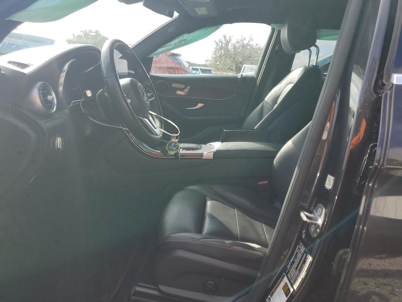 MERCEDES-BENZ GLC-CLASS 300