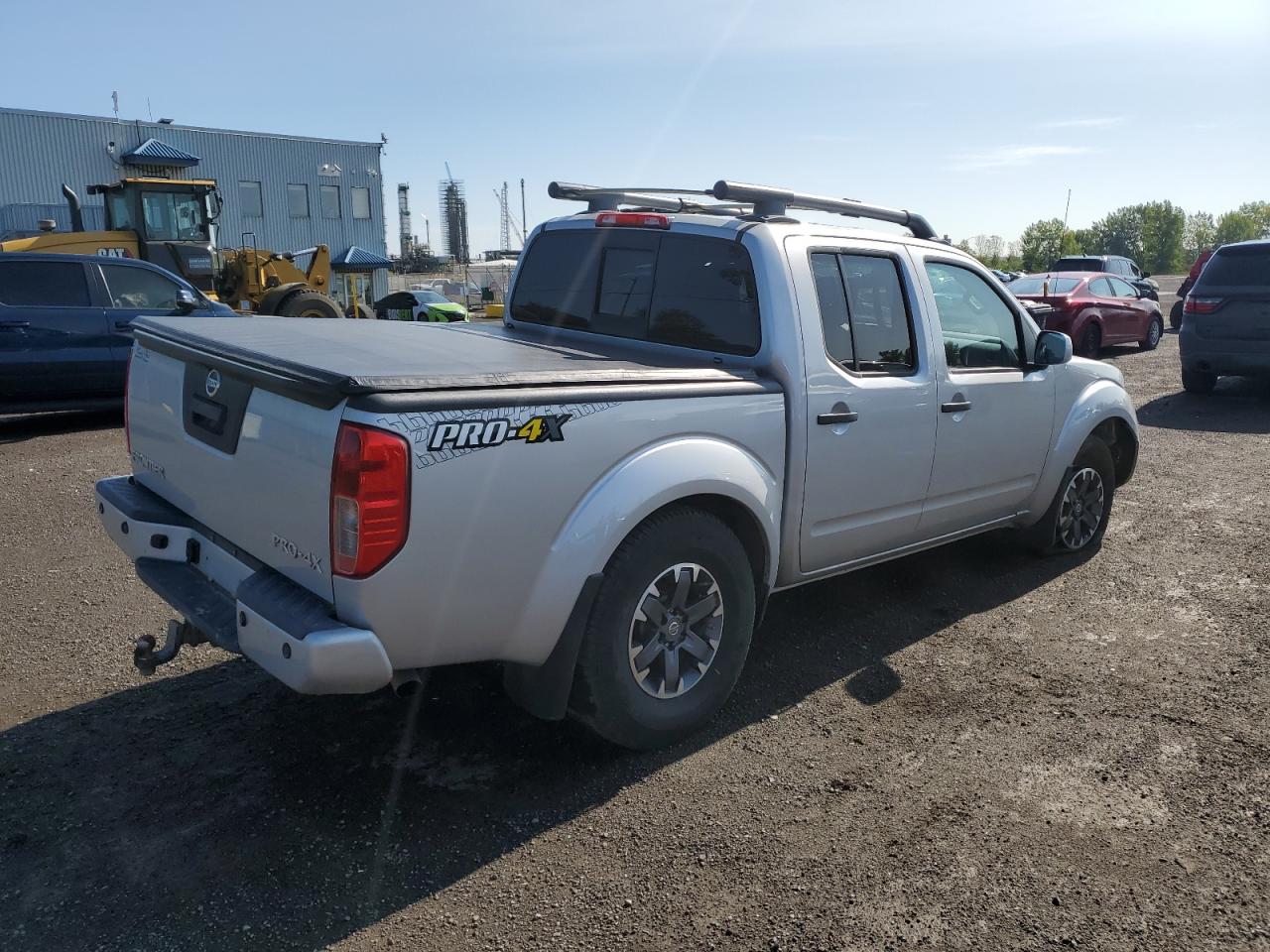 NISSAN FRONTIER S