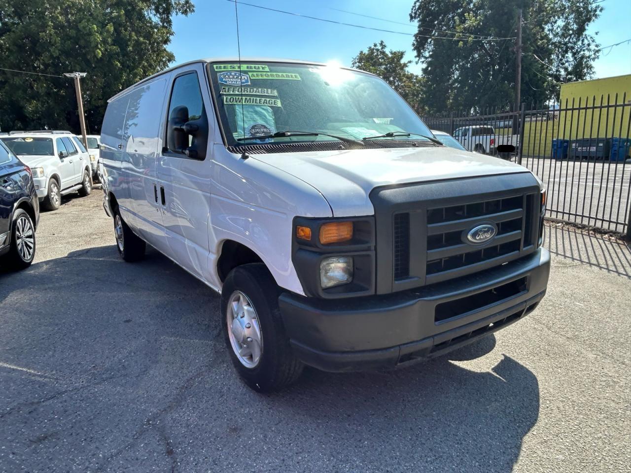  Salvage Ford Econoline E150 Van