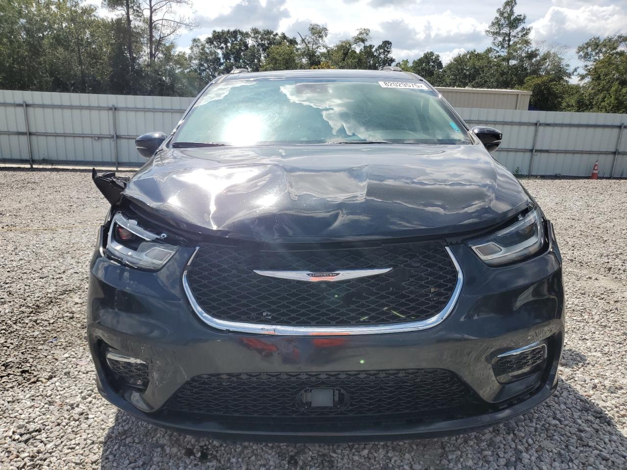 CHRYSLER PACIFICA TOURING L