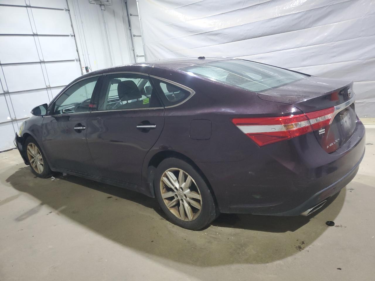 TOYOTA AVALON XLE