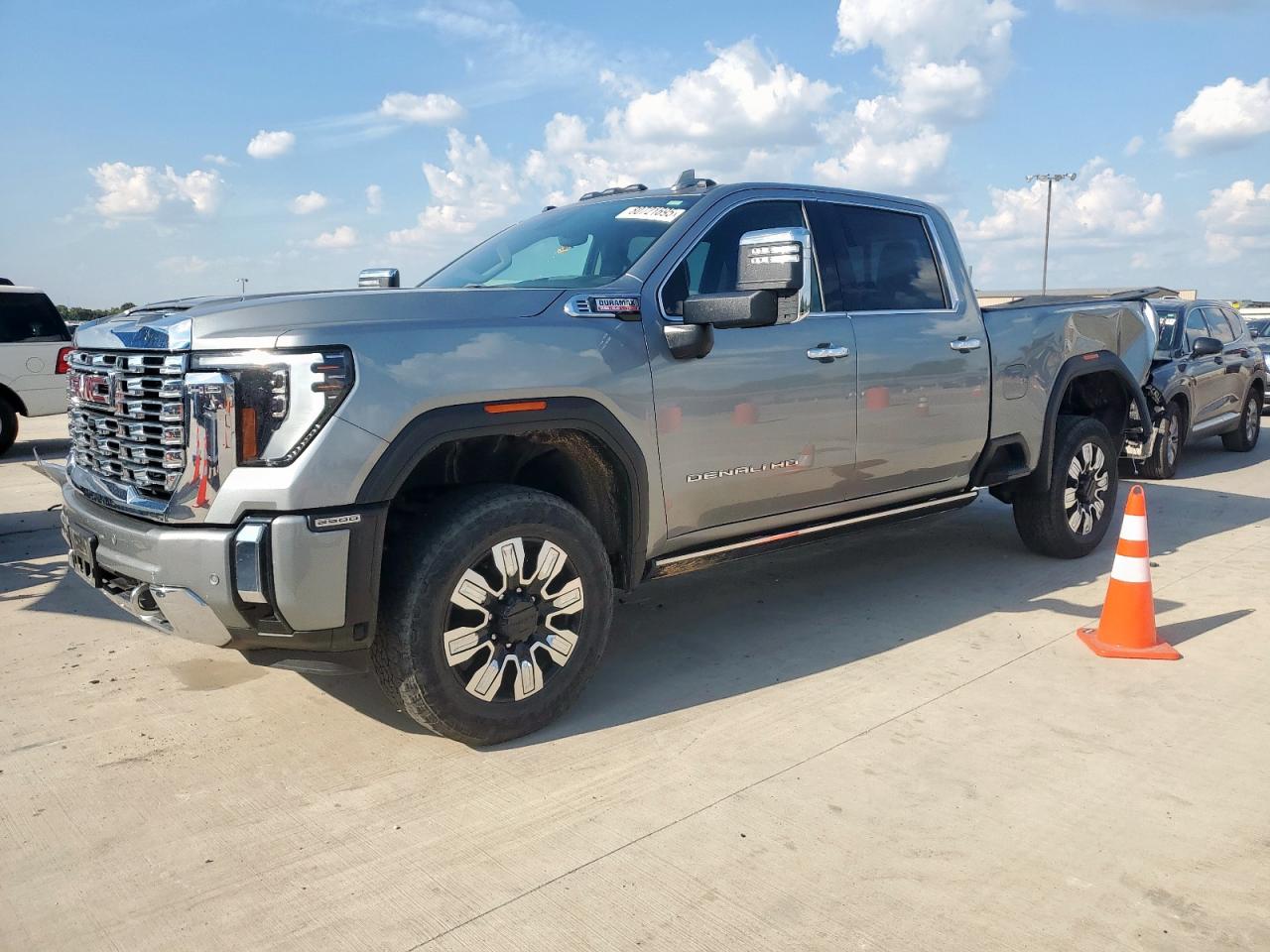 GMC SIERRA 2500HD K2500 DENALI