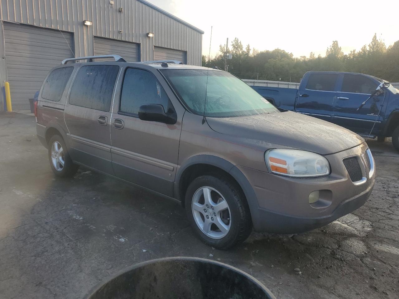 Lot #3301743328 2006 PONTIAC MONTANA SV